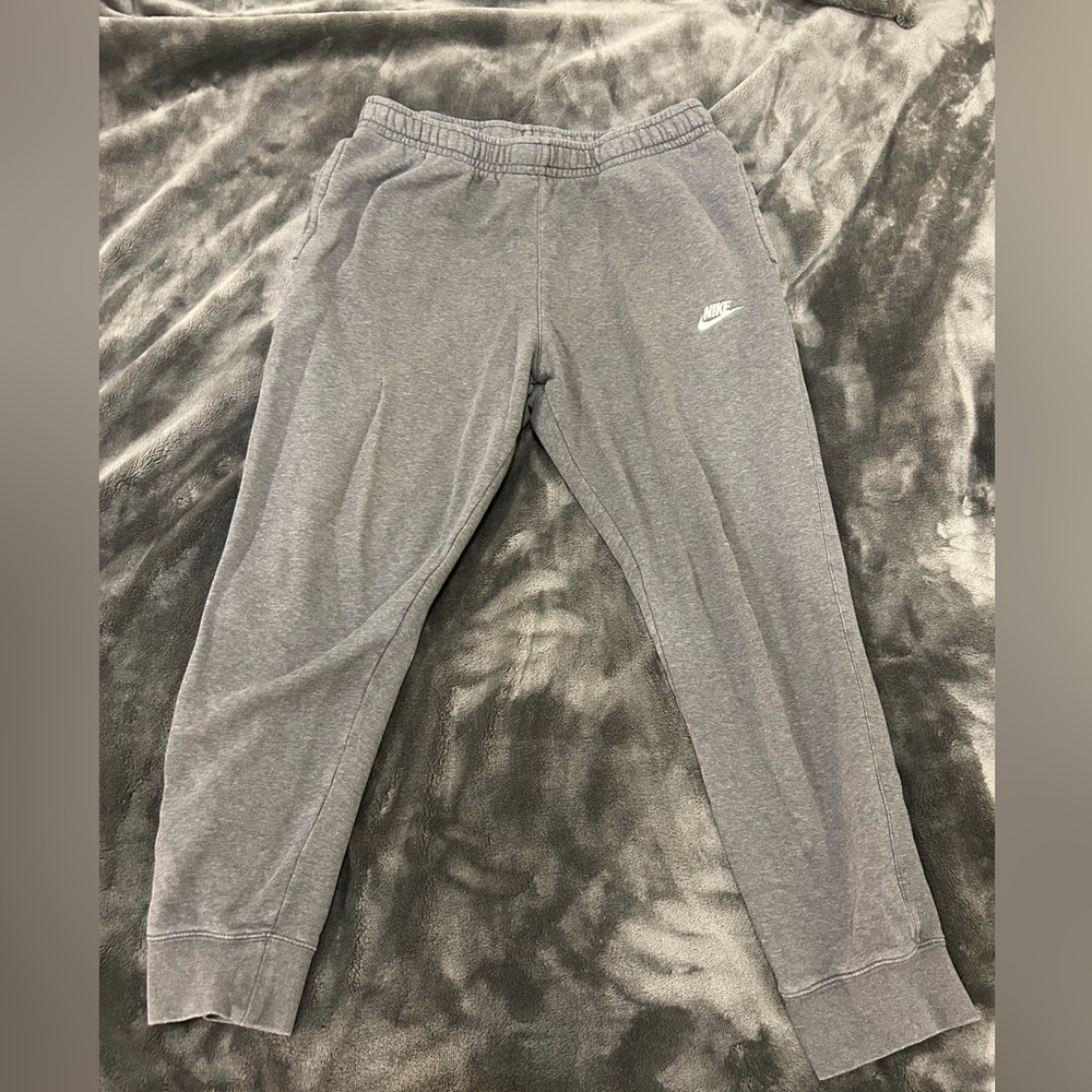Men’s Nike jogger sweatpants